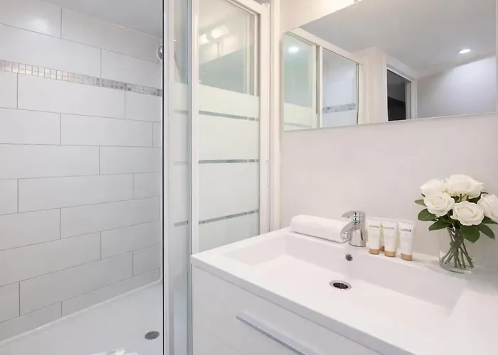 Saint Germain Des Pres * Parijs